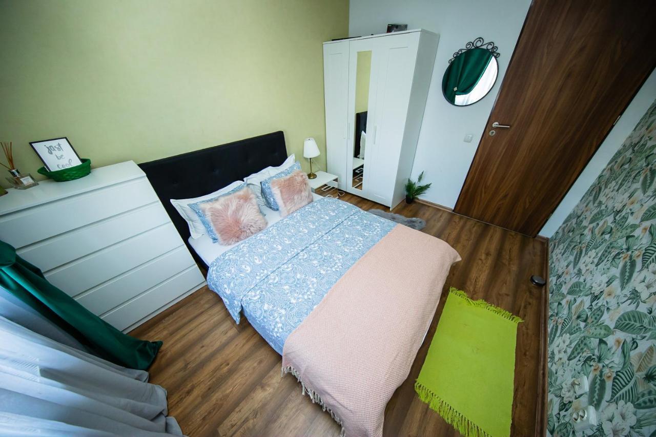 Smart Palas Apartament Iasi Exterior photo